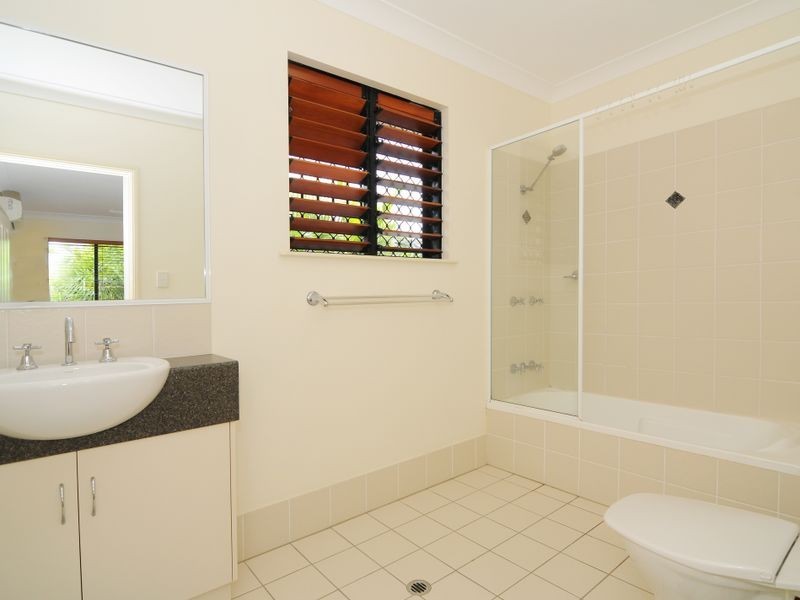 5/24 Old Smithfield Road, Freshwater QLD 4870