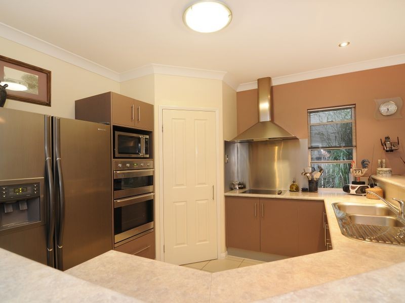 5 Greendale Close, Brinsmead QLD 4870