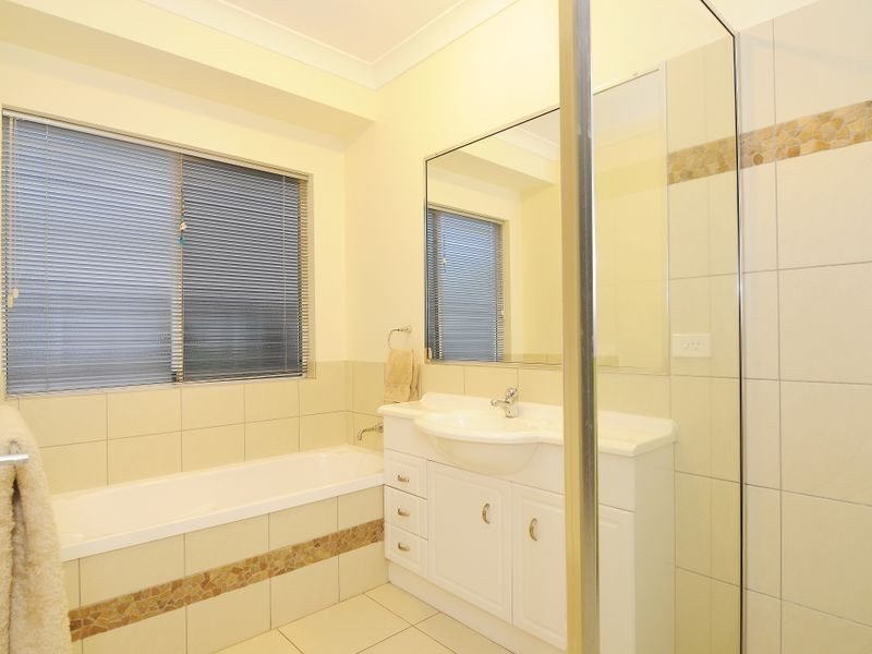 5 Greendale Close, Brinsmead QLD 4870