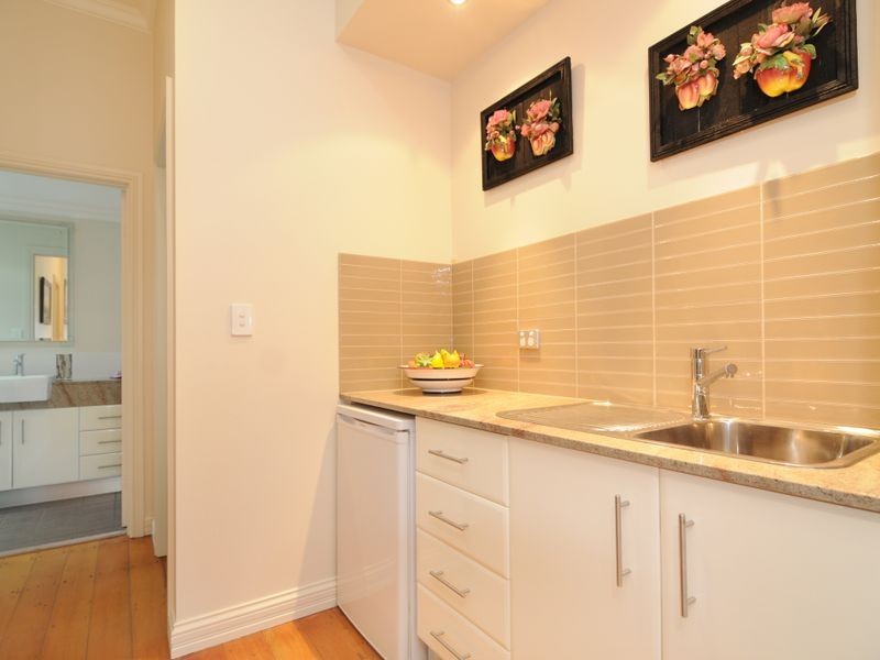 26 Friend Street, Edge Hill QLD 4870
