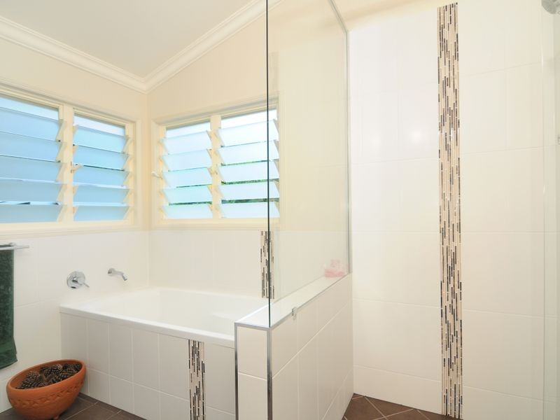 26 Friend Street, Edge Hill QLD 4870