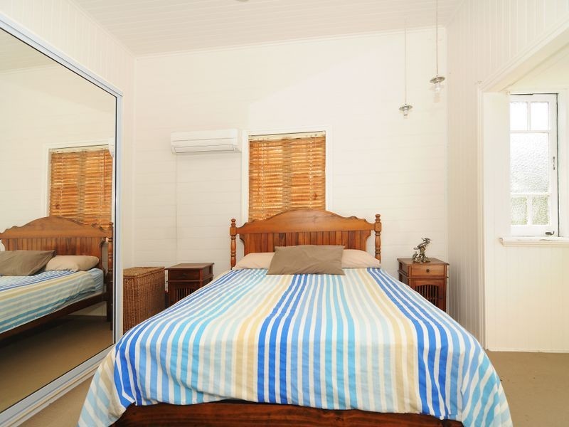 18 Thomas Street, Manunda QLD 4870