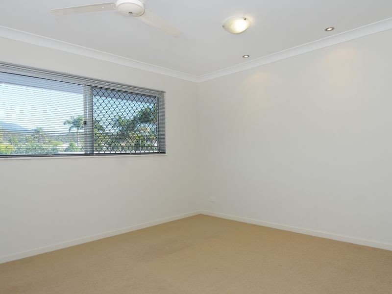 1/6 Quetta Close, Manoora QLD 4870