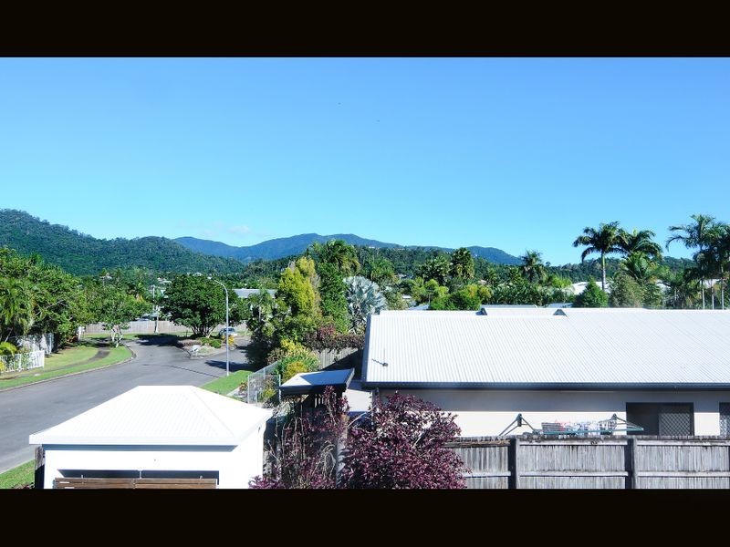 1/6 Quetta Close, Manoora QLD 4870