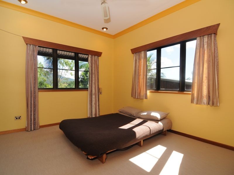 21 View Street, Brinsmead QLD 4870