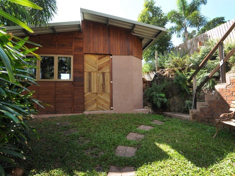 21 View Street, Brinsmead QLD 4870
