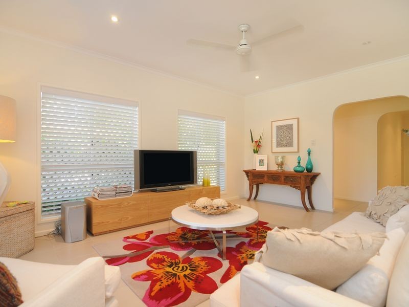 11 Adam Drive, Brinsmead QLD 4870