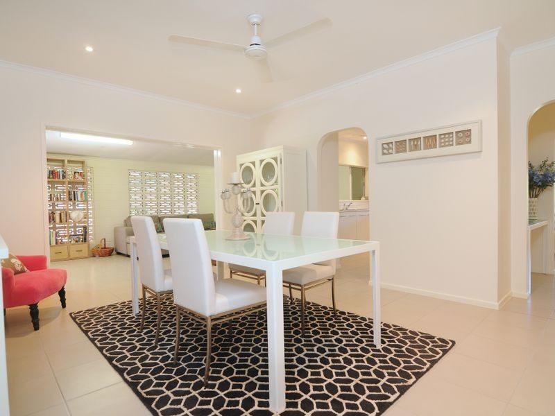 11 Adam Drive, Brinsmead QLD 4870
