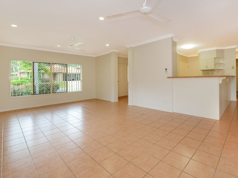 35 Taringa Close, Brinsmead QLD 4870