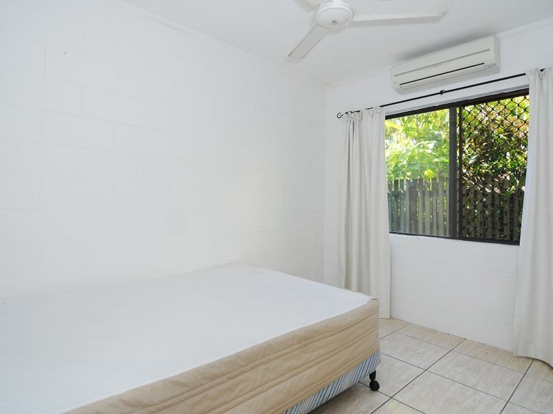 2/235 McLeod Street, Cairns North QLD 4870