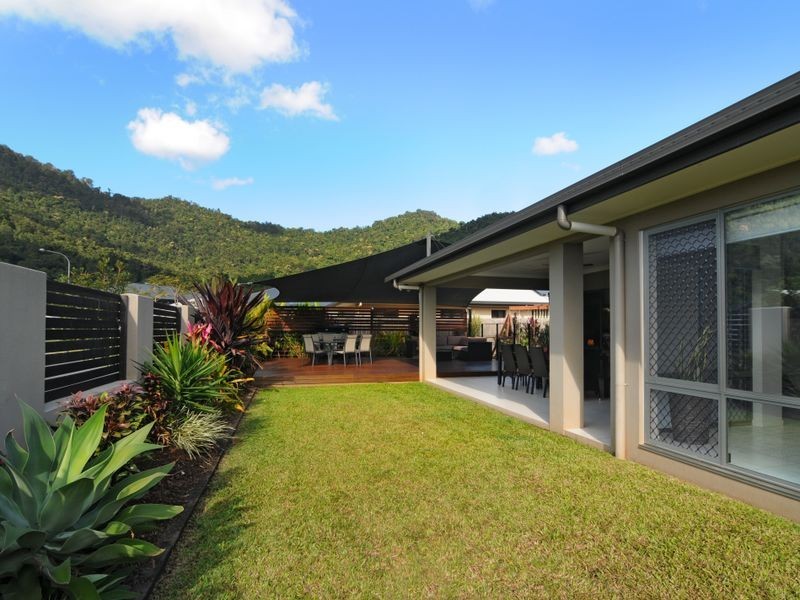 82 Xavier Herbert Drive, Redlynch QLD 4870