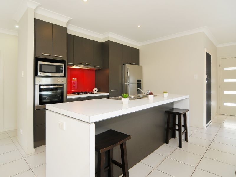 82 Xavier Herbert Drive, Redlynch QLD 4870