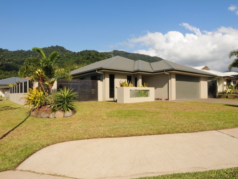 82 Xavier Herbert Drive, Redlynch QLD 4870