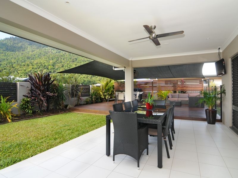 82 Xavier Herbert Drive, Redlynch QLD 4870