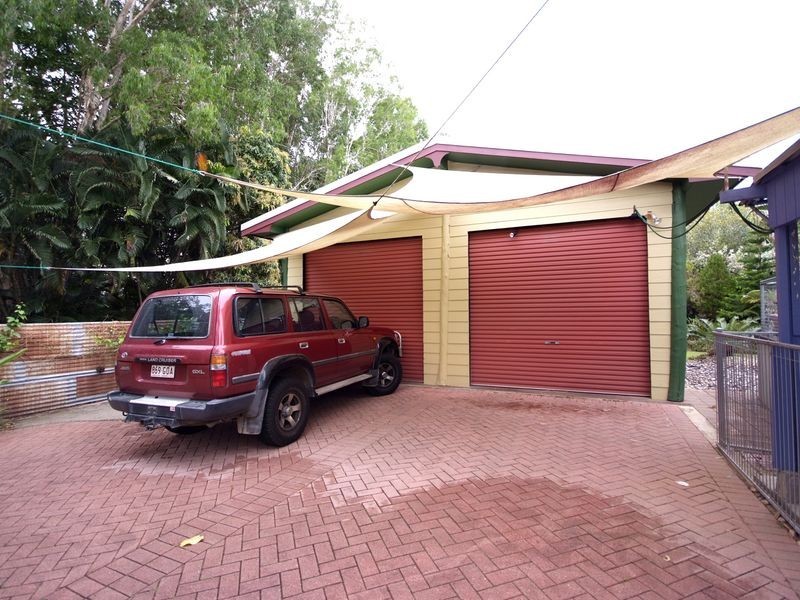 6 Krait Street, Trinity Park QLD 4879