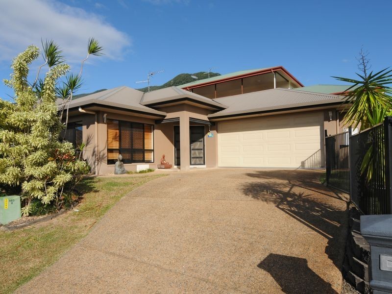 28 Regent Avenue, Redlynch QLD 4870