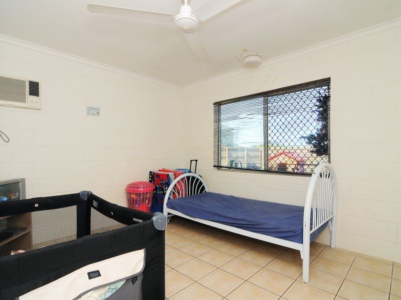 1 Conlan Close, Manoora QLD 4870