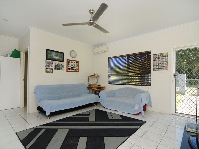 2 Conlan Close, Manoora QLD 4870