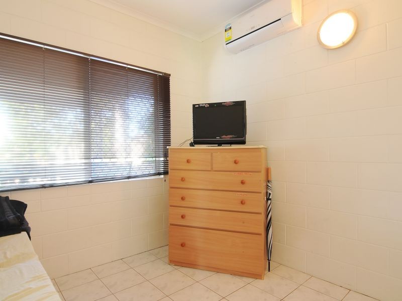 2 Conlan Close, Manoora QLD 4870