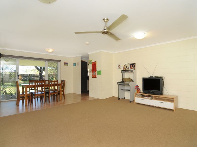3 Conlan Close, Manoora QLD 4870