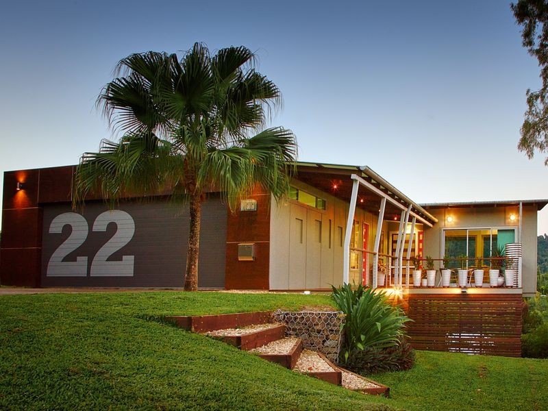 22 Bel-Air Drive, Whitfield QLD 4870