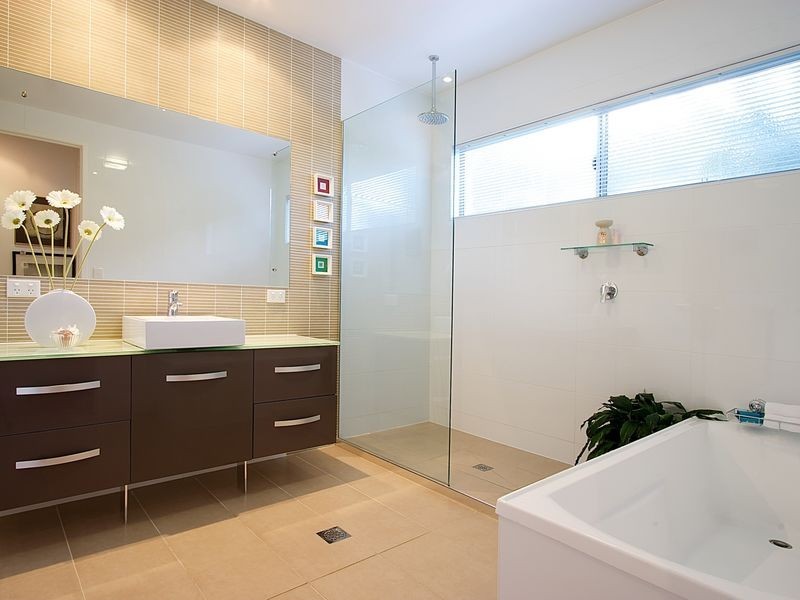 22 Bel-Air Drive, Whitfield QLD 4870