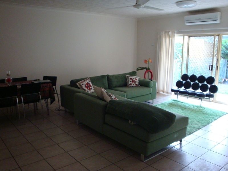 Manunda QLD 4870