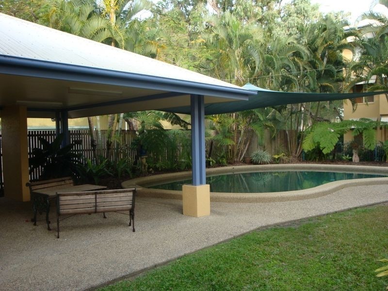 Manunda QLD 4870