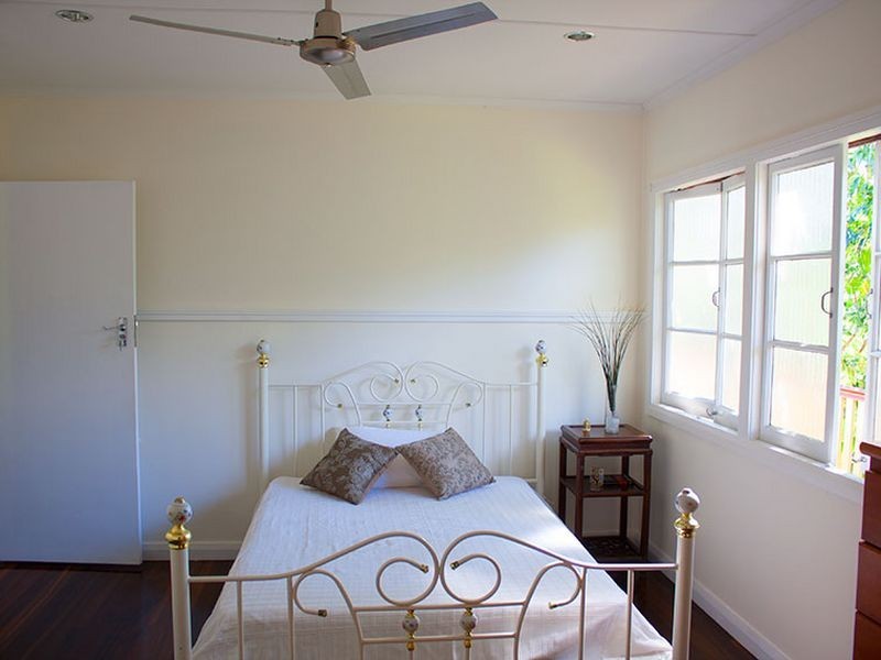 23 Passchendaele Street, Stratford QLD 4870