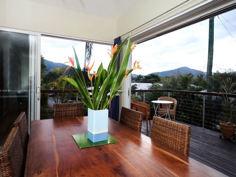 9 Old Smithfield Road, Freshwater QLD 4870