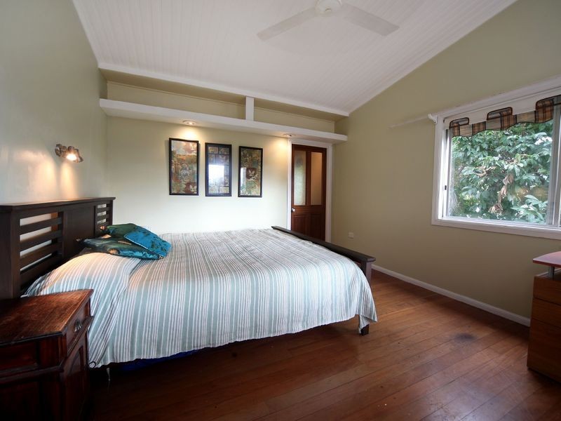 9 Old Smithfield Road, Freshwater QLD 4870