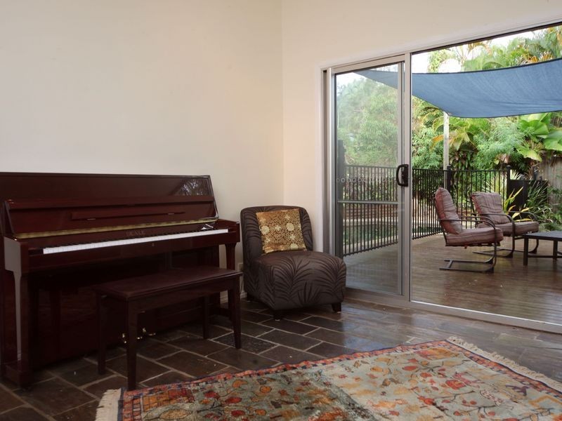 9 Old Smithfield Road, Freshwater QLD 4870