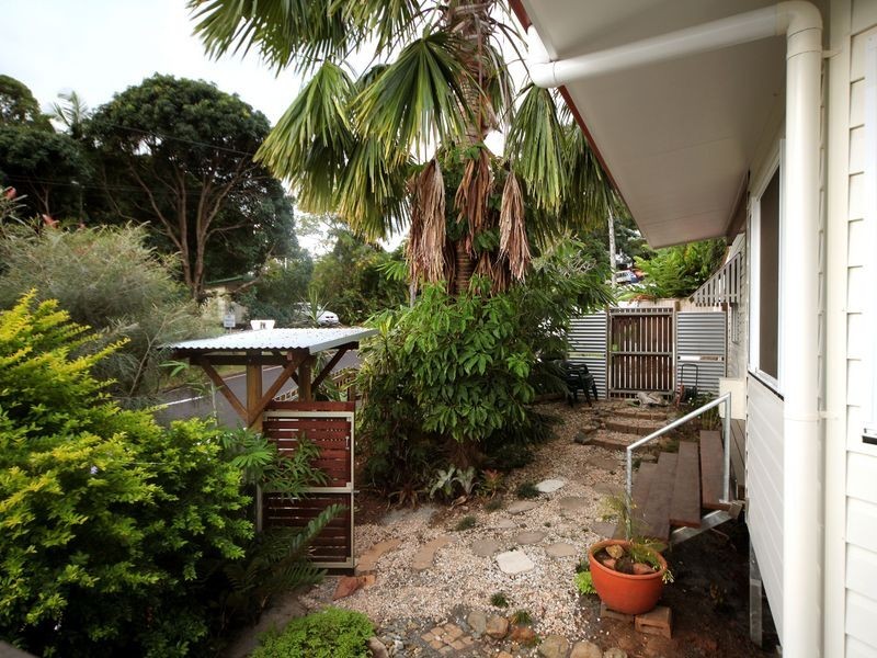 9 Old Smithfield Road, Freshwater QLD 4870