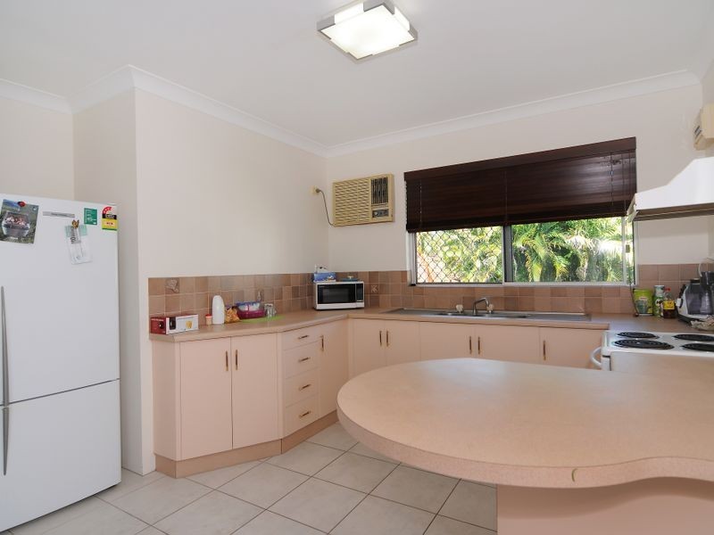 6/9 Springfield Crescent, Manoora QLD 4870
