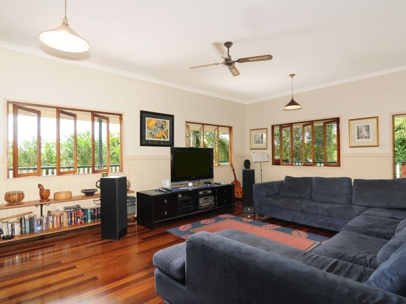 5 Stratford Chase, Stratford QLD 4870
