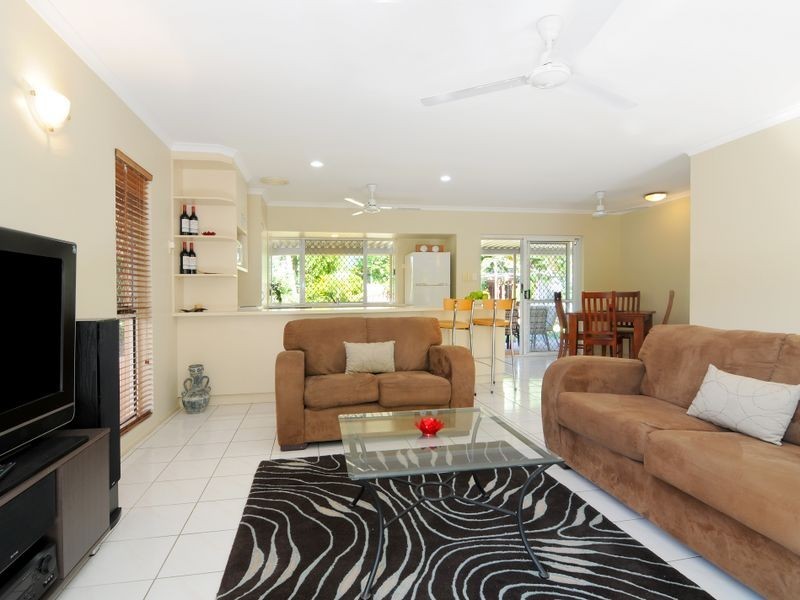 13 Serissa Street, Mooroobool QLD 4870