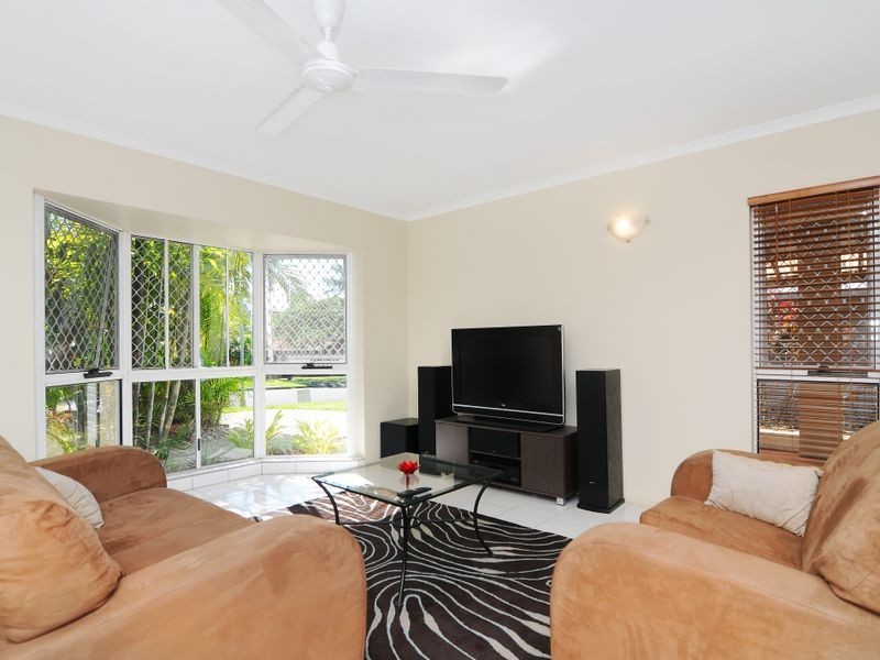 13 Serissa Street, Mooroobool QLD 4870