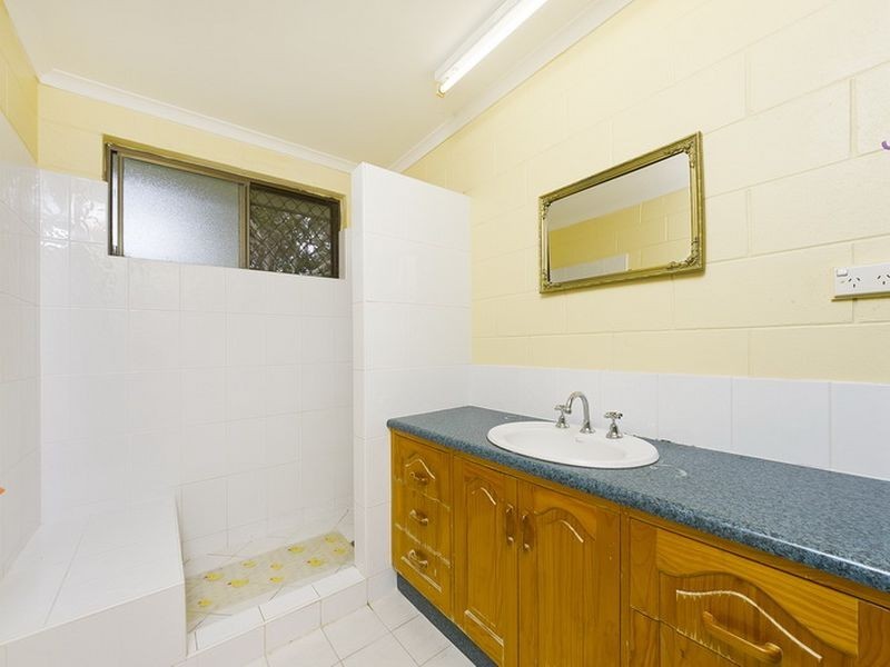 14 Salwood Close, Holloways Beach QLD 4878