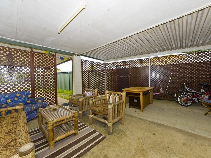 14 Salwood Close, Holloways Beach QLD 4878