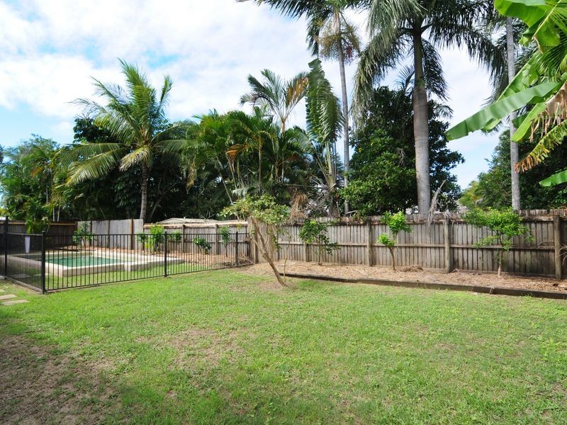 14 Maurice Street, Kewarra Beach QLD 4879