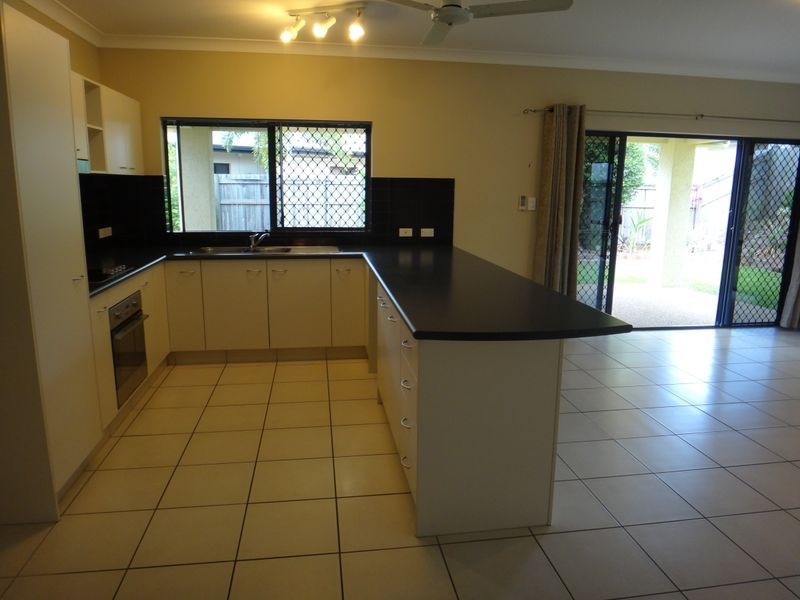 5 Newberry Street, Smithfield QLD 4878