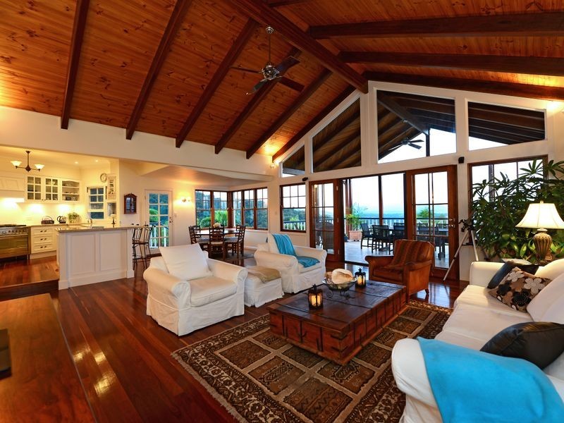 13 Hilltop Close, Bayview Heights QLD 4868