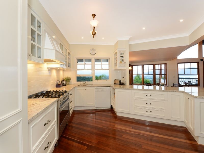 13 Hilltop Close, Bayview Heights QLD 4868