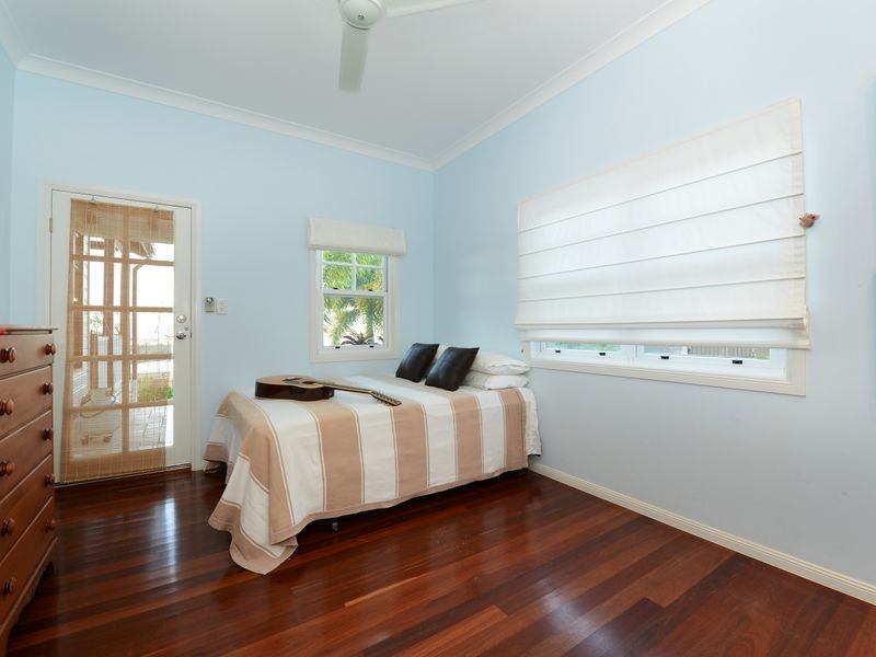 13 Hilltop Close, Bayview Heights QLD 4868