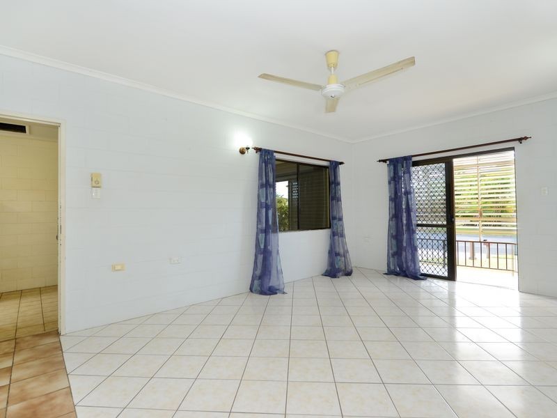 21 Brooks Street, Whitfield QLD 4870