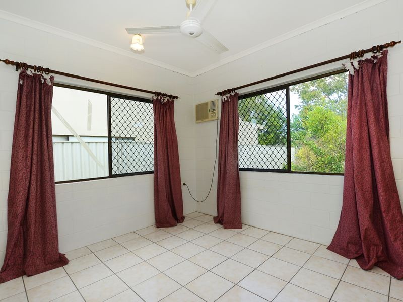21 Brooks Street, Whitfield QLD 4870