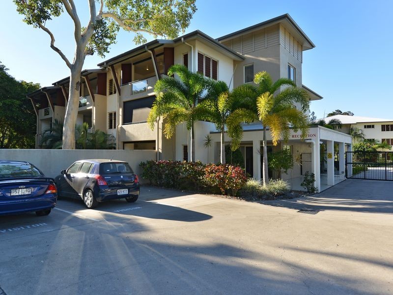 9/1804 Captain Cook Highway, Clifton Beach QLD 4879