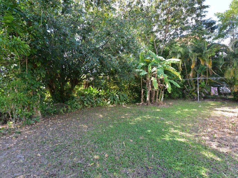 292 McCoombe Street, Westcourt QLD 4870