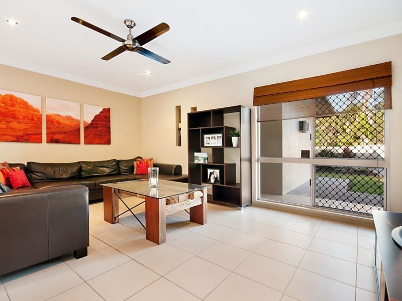 1 Fitzallan Close, Kanimbla QLD 4870
