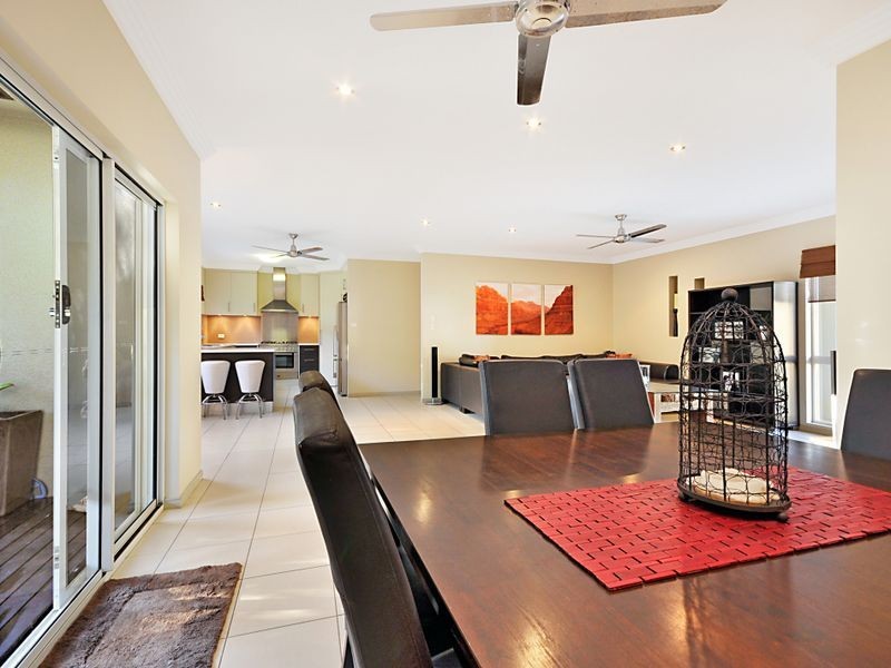 1 Fitzallan Close, Kanimbla QLD 4870
